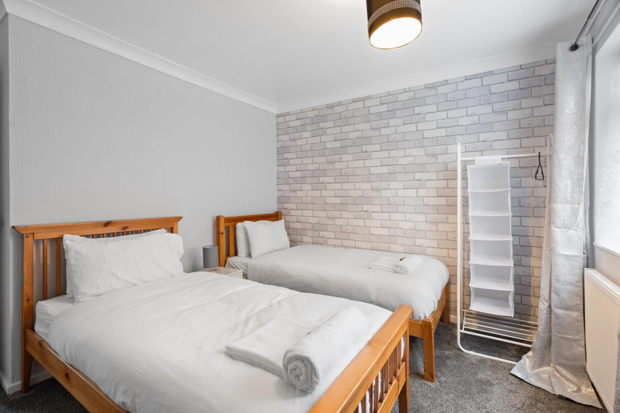 A Charming 3 Bed Home Next To Nec And Birmingham International Airport Marston Green Екстер'єр фото